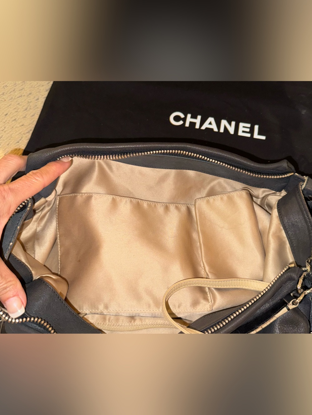 Authentic Chanel Black Soft Edgy Hobo bag purse lambskin leather CC - Picture 13 of 16